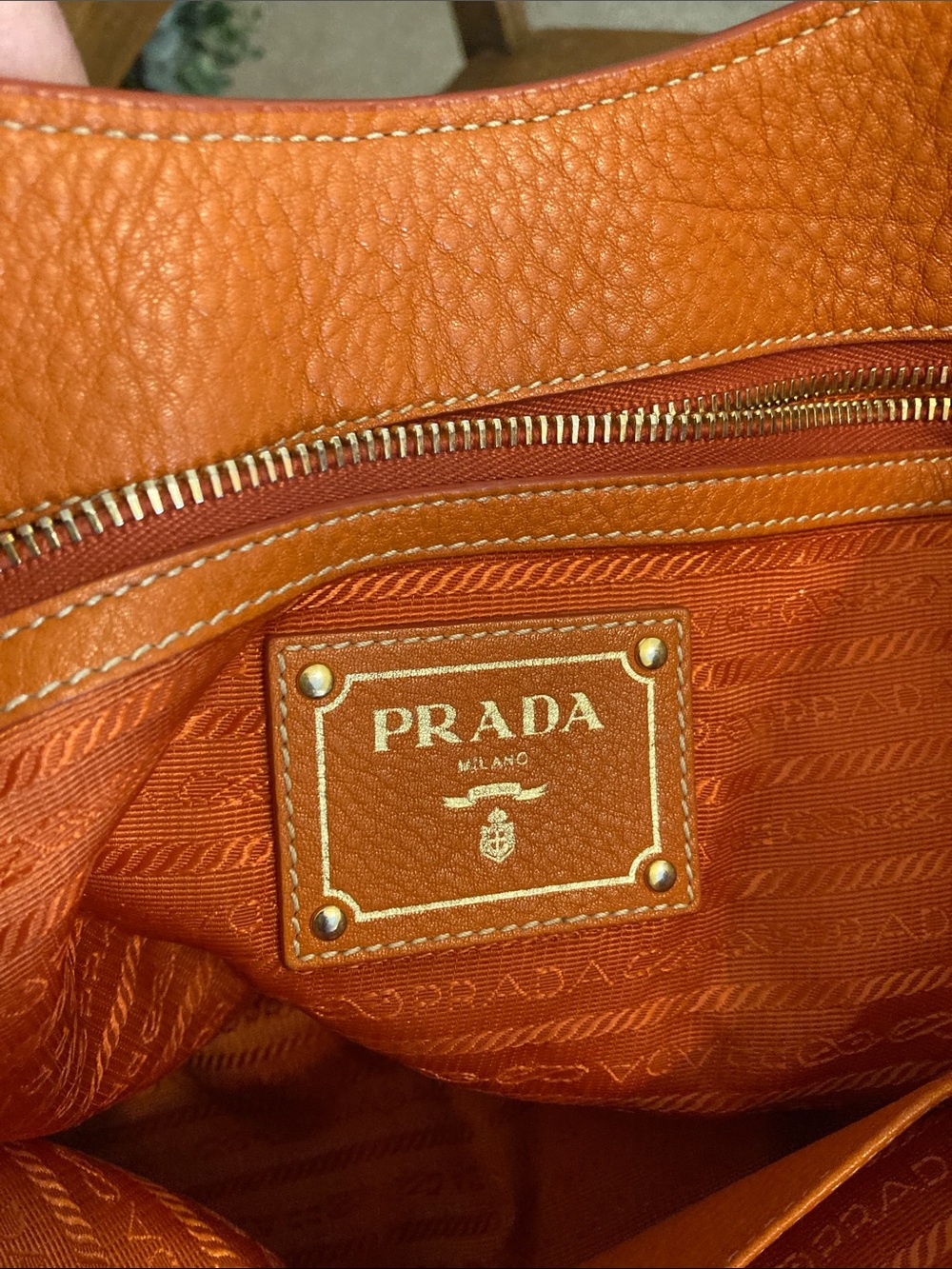 Prada Vitello Daino Pebbled Leather Push Lock Tote Bag EUC - Picture 9 of 15